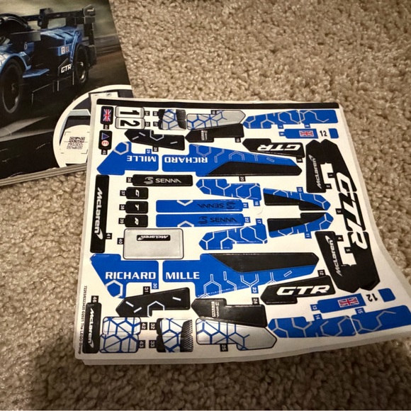 LEGO Technic McLaren Senna GTR 42123 Build Set - Picture 5 of 8